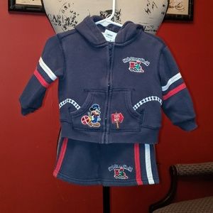 🐢3 for $9🐢 Disney Parks hoodie & pants set
